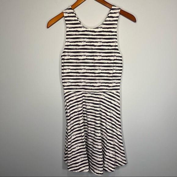 American Eagle Outfitters Striped Criss Cross Cutout Dress Womens S Stretch - Picture 1 of 8